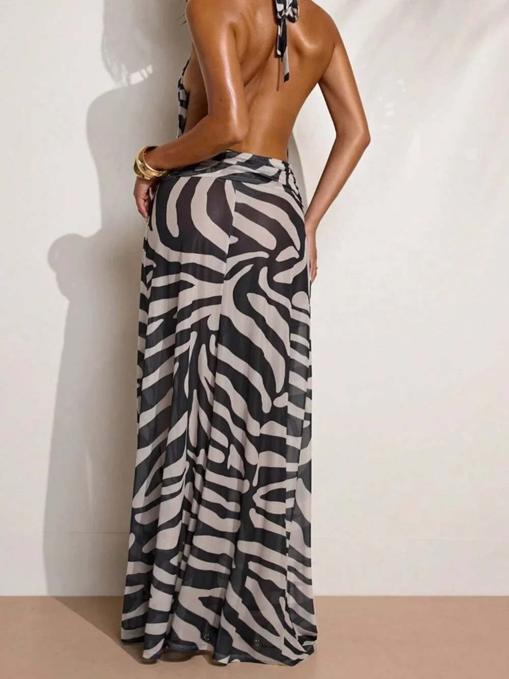 Black And White Sexy Women's Vacation All-Over Print Halter Backless Split Dress - Picture 2 of 7